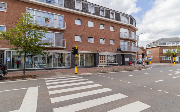 Commercial groundfloor for sale in Sterrebeek