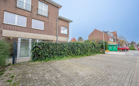 Gelijkvloerse verd. + tuin te huur in Wezembeek-Oppem