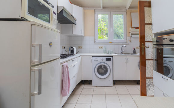 Immeuble à appartements à vendre a Schaerbeek