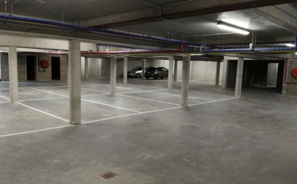 Inside parking for rent in Sterrebeek