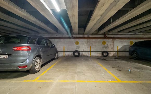 Parking intérieur à louer a Kraainem